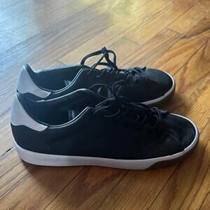 New Balance Court Shoes | Black White Gum Skate Sneakers | Men’s Size 10
